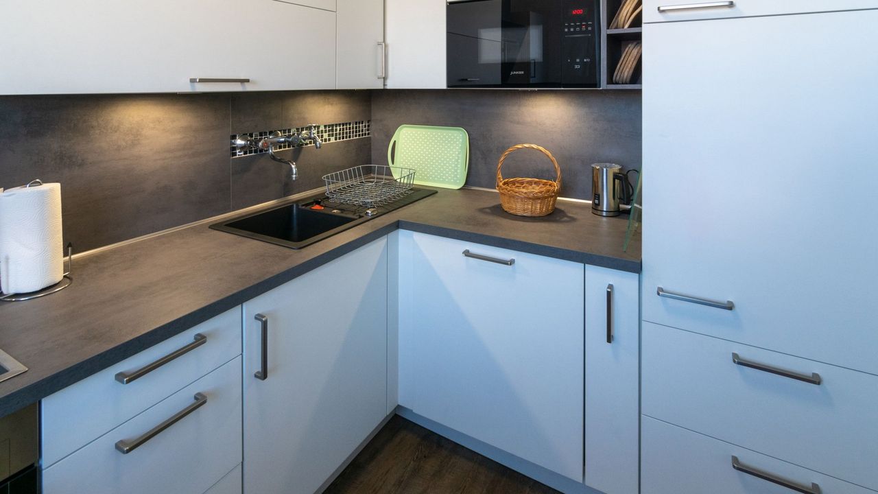 Küche / Küchenzeile Küche / Küchenzeile